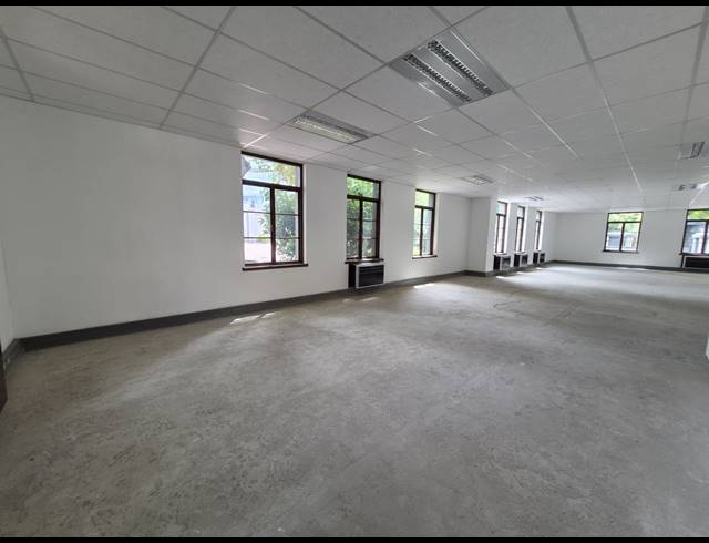 187M² OFFICE TO LET IN SANDTON CENTRAL